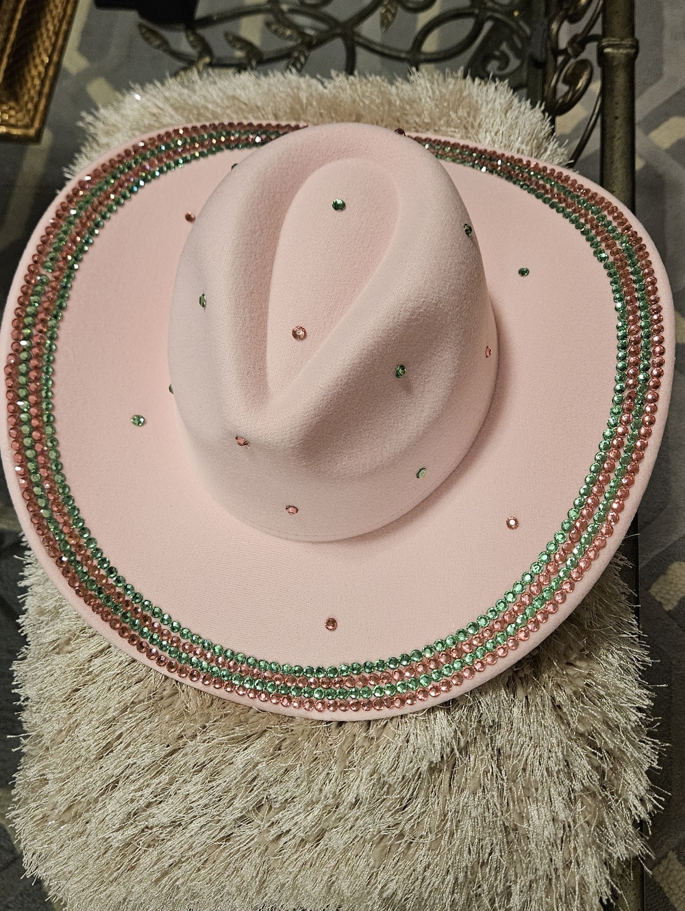 ***NWT***Pink Rhinestone Embellished Women's Cowboy Hat